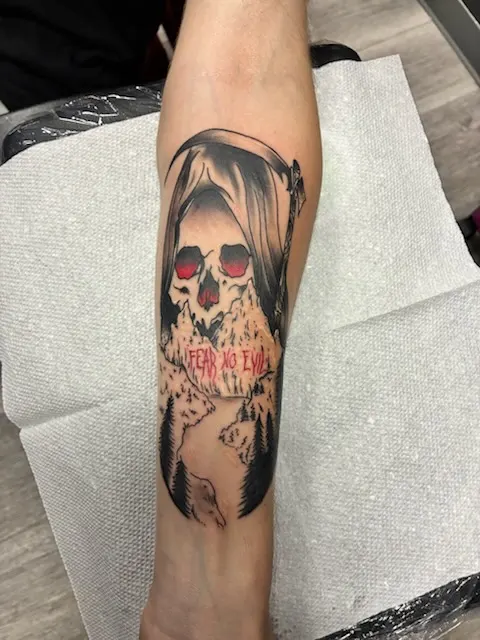 Lonestar Tattoo And Piercing — Tattoo shop in Baytown